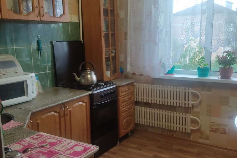 Продаётся 4-комнатная квартира, 83.9 м²
