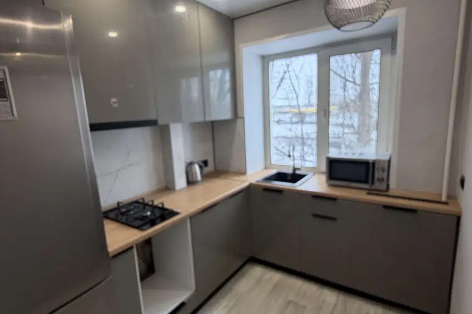Продаётся 3-комнатная квартира, 52.8 м²