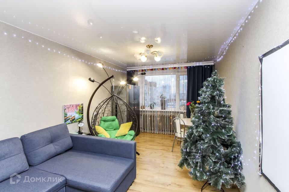 Продаётся 5-комнатная квартира, 100.3 м²