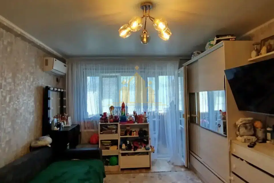 Продаётся 1-комнатная квартира, 34 м²