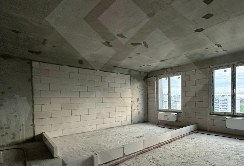 Продаётся 1-комнатная квартира, 43 м²