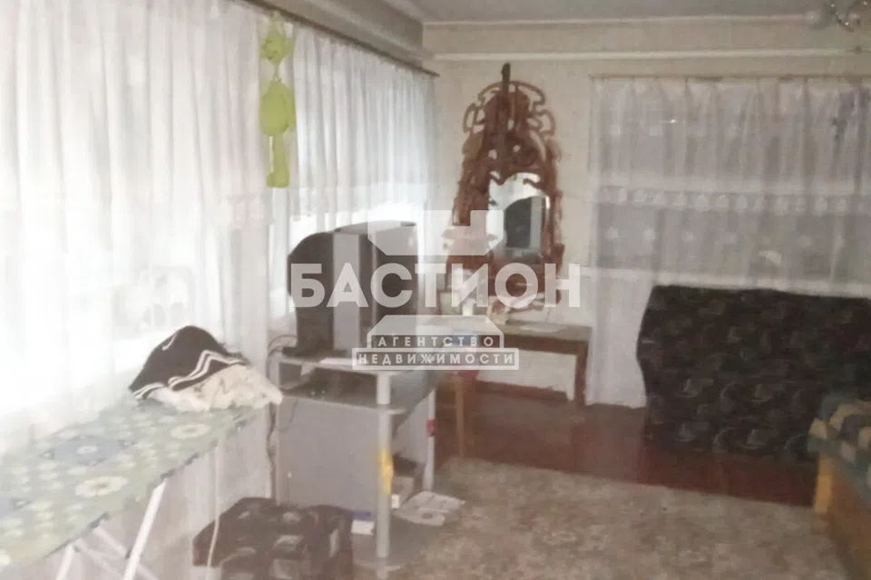 Продаётся 2-этажный дом, 200 м²