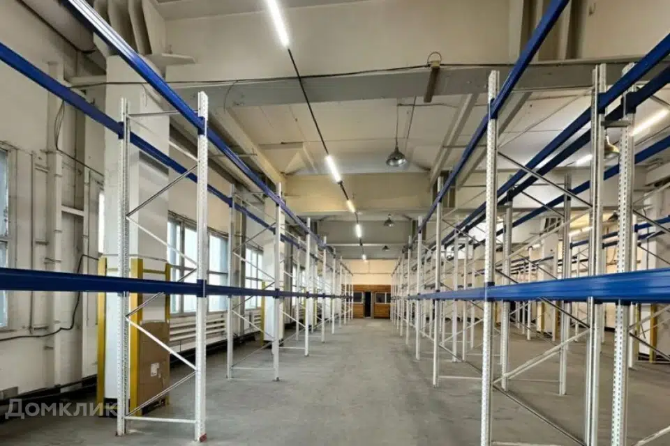 Сдаётся склад, 649 м²