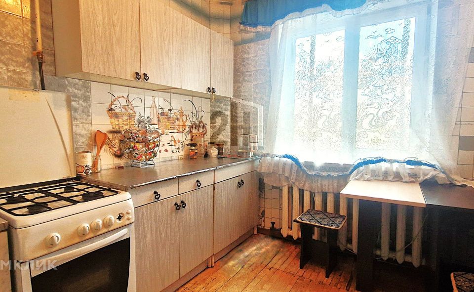 Продаётся 4-комнатная квартира, 81.4 м²