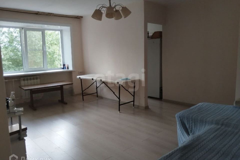 Продаётся 3-комнатная квартира, 54 м²