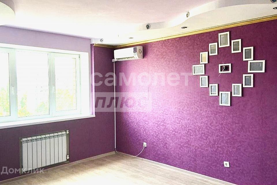 Продаётся 1-комнатная квартира, 43.6 м²