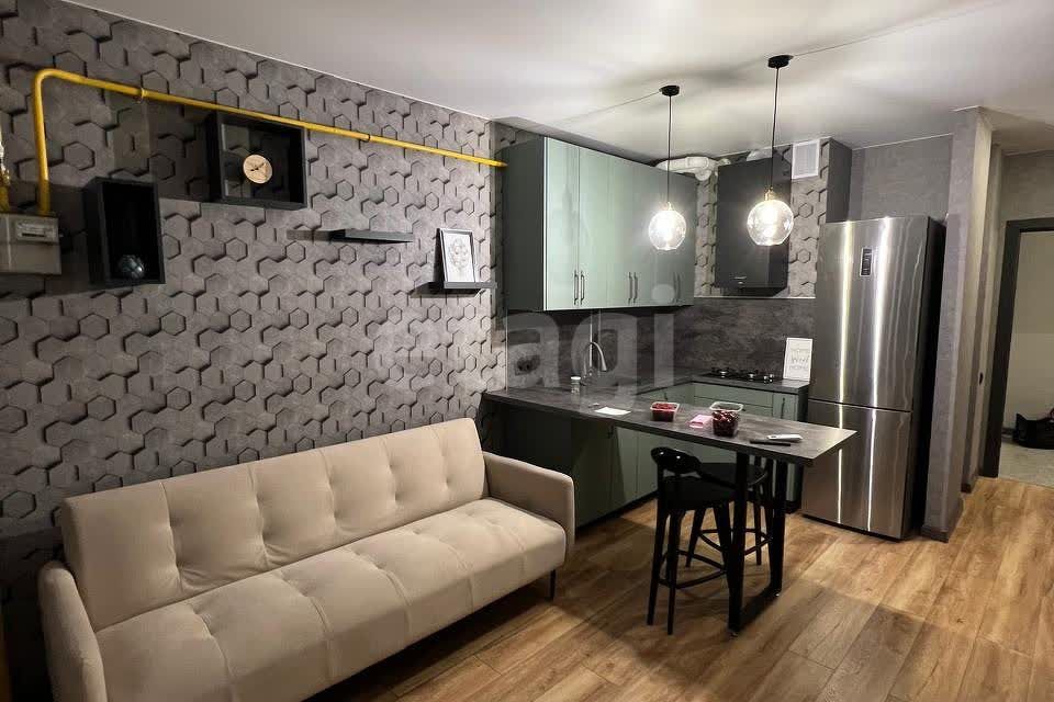 Продаётся 1-комнатная квартира, 50.5 м²