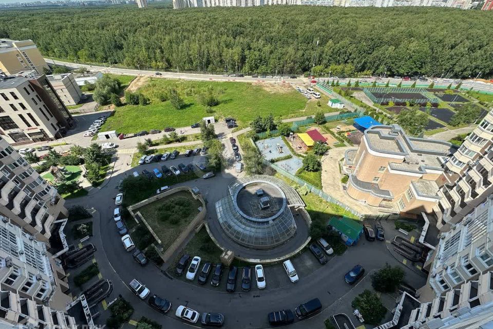 Продаётся 2-комнатная квартира, 72.4 м²