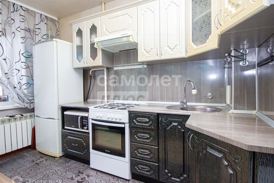 Продаётся 3-комнатная квартира, 65.61 м²