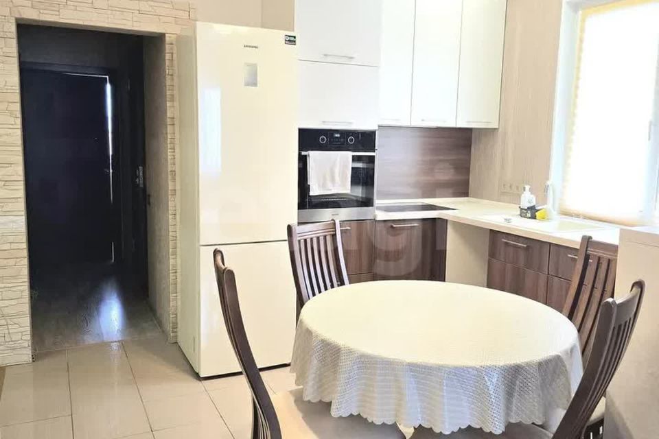 Продаётся 3-комнатная квартира, 66.7 м²