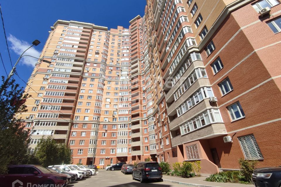 Продаётся 2-комнатная квартира, 58 м²