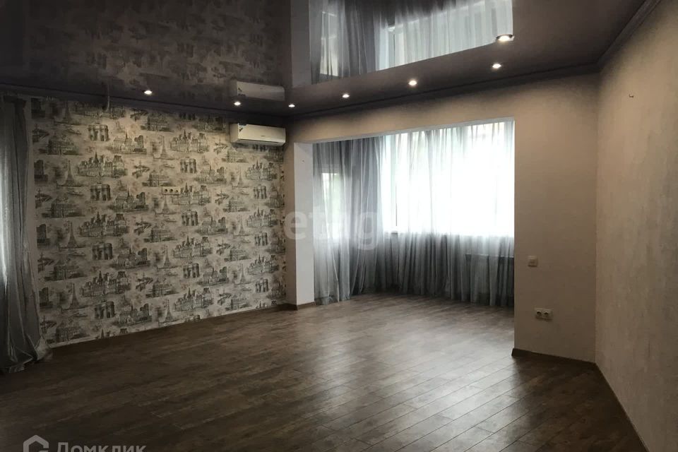 Продаётся 2-комнатная квартира, 64.8 м²