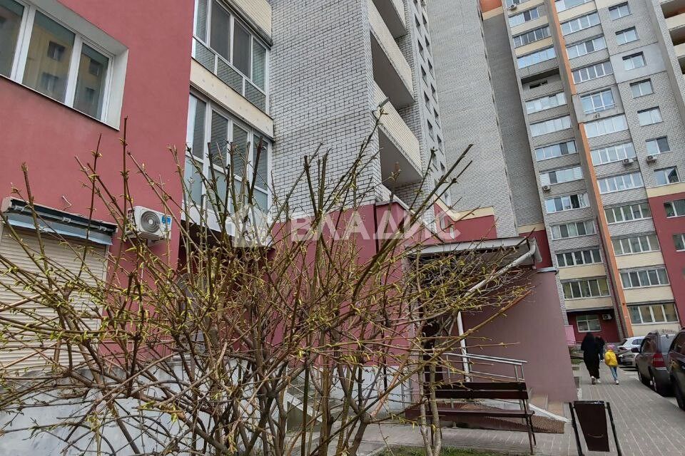Продаётся 3-комнатная квартира, 98.2 м²