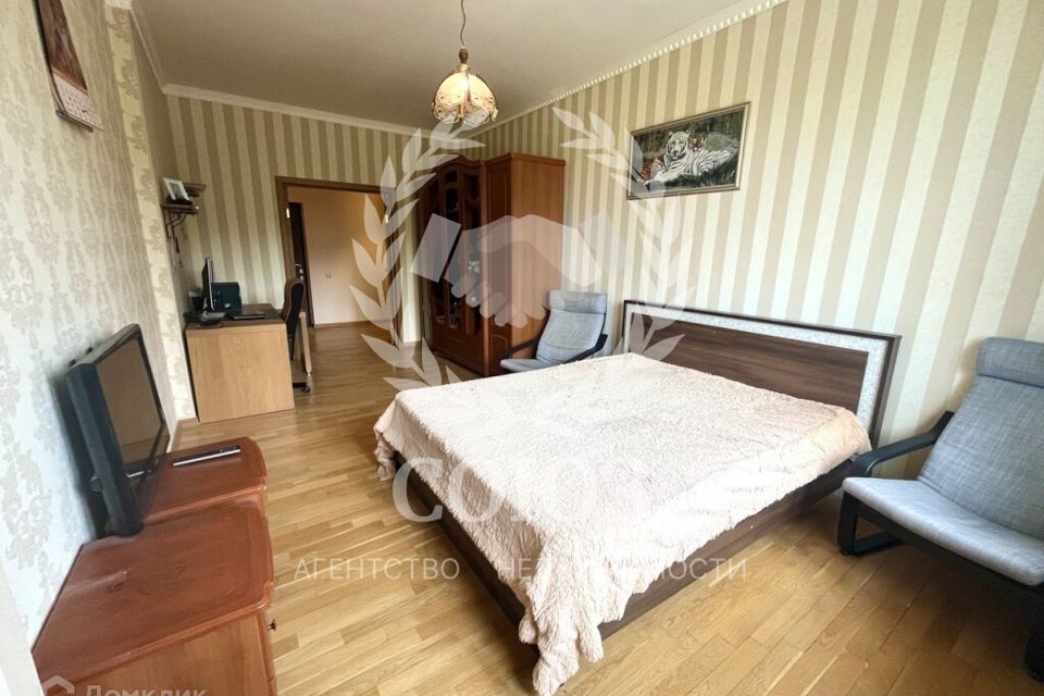 Продаётся 2-комнатная квартира, 70.9 м²