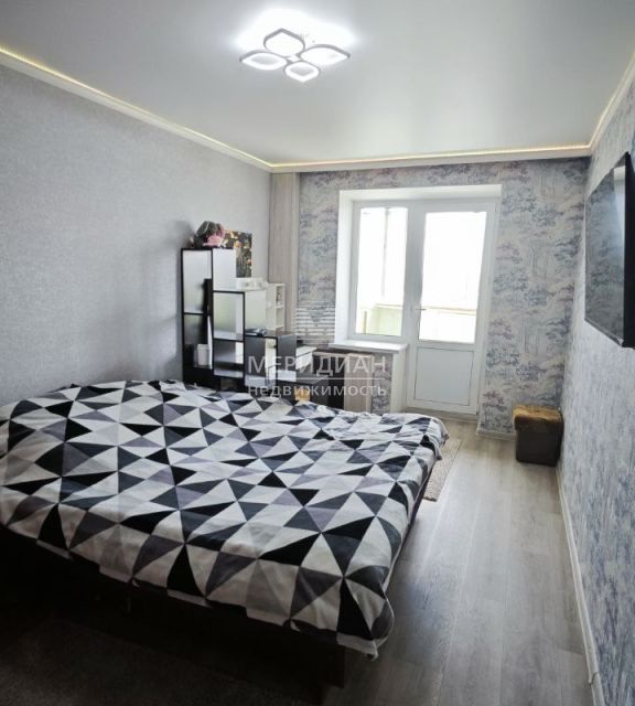Продаётся 4-комнатная квартира, 77.4 м²