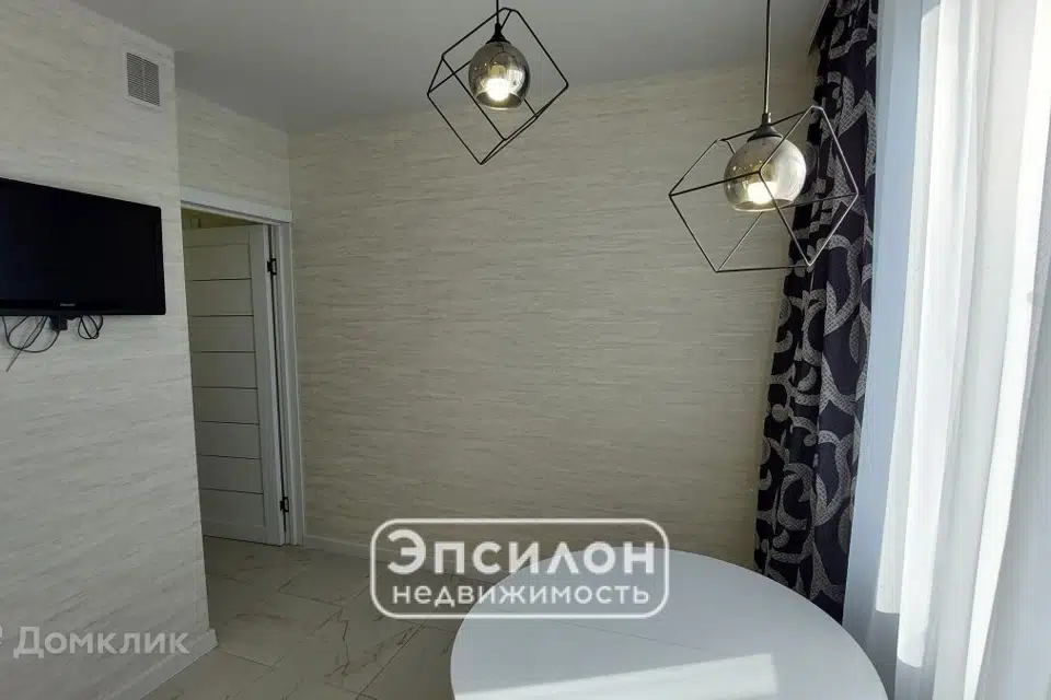 Продаётся 1-комнатная квартира, 37.2 м²