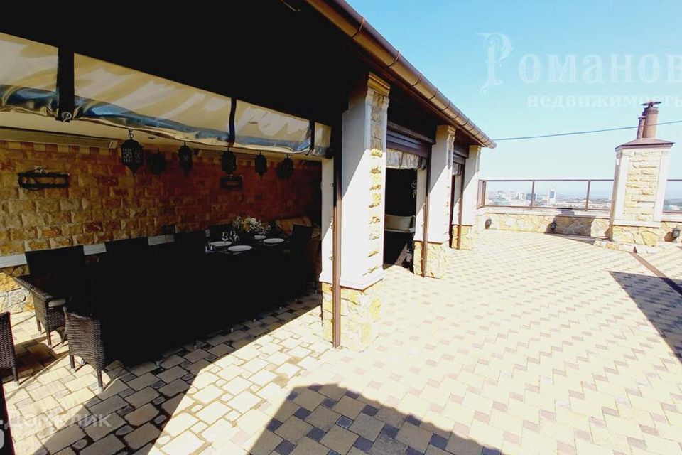 Продаётся 4-комнатная квартира, 180 м²