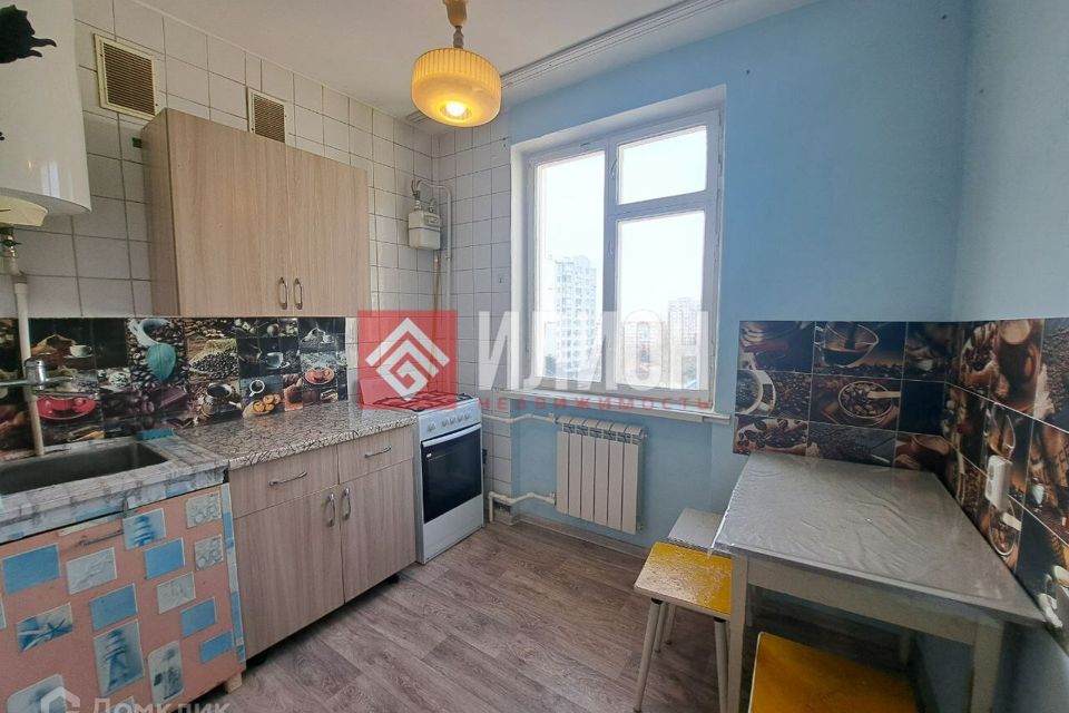 Продаётся 3-комнатная квартира, 51.7 м²