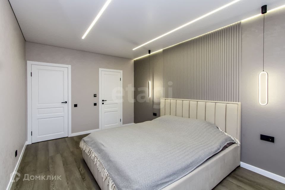 Продаётся 1-комнатная квартира, 67.3 м²