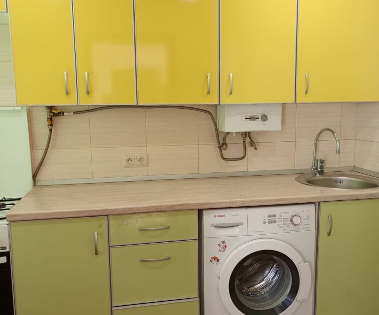 Сдаётся 2-комнатная квартира, 42 м²