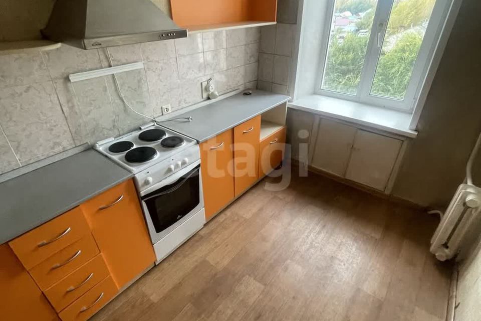 Продаётся 3-комнатная квартира, 62.3 м²
