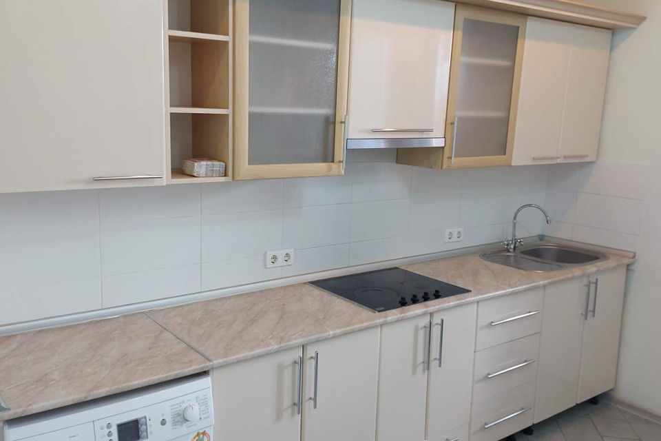 Сдаётся 1-комнатная квартира, 46 м²