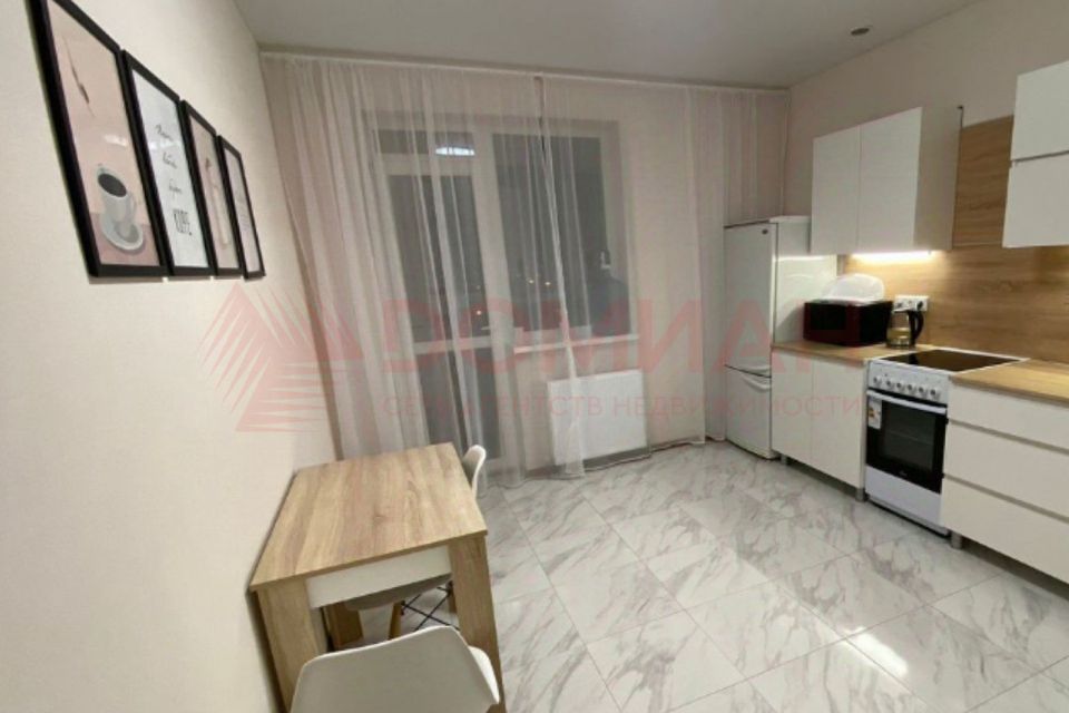 Продаётся 1-комнатная квартира, 40 м²