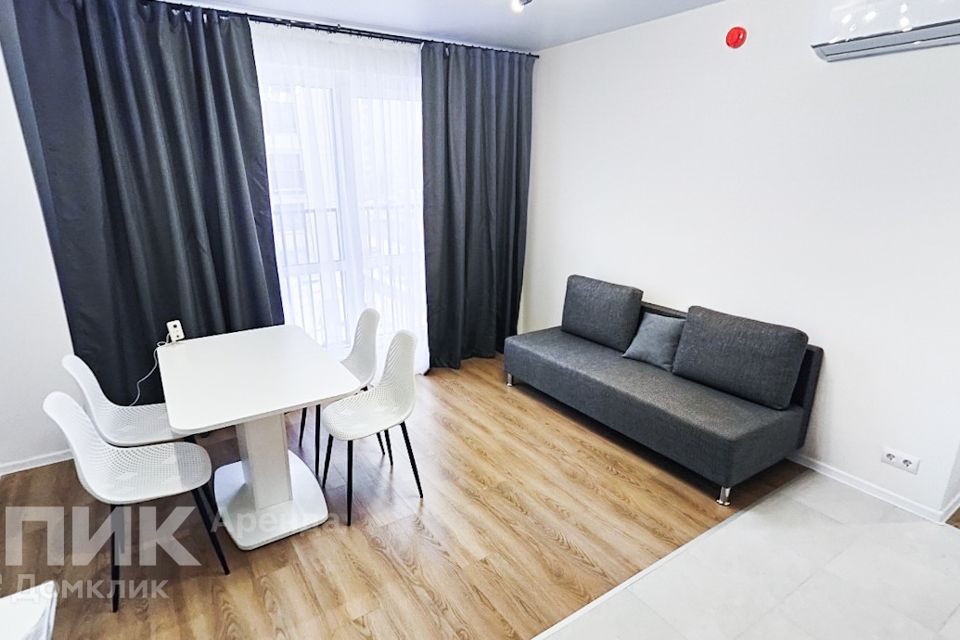 Сдаётся 2-комнатная квартира, 68 м²