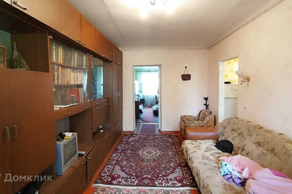 Продаётся 2-комнатная квартира, 42.7 м²