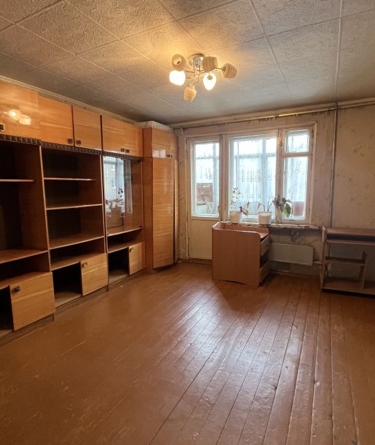 Продаётся 2-комнатная квартира, 42.4 м²