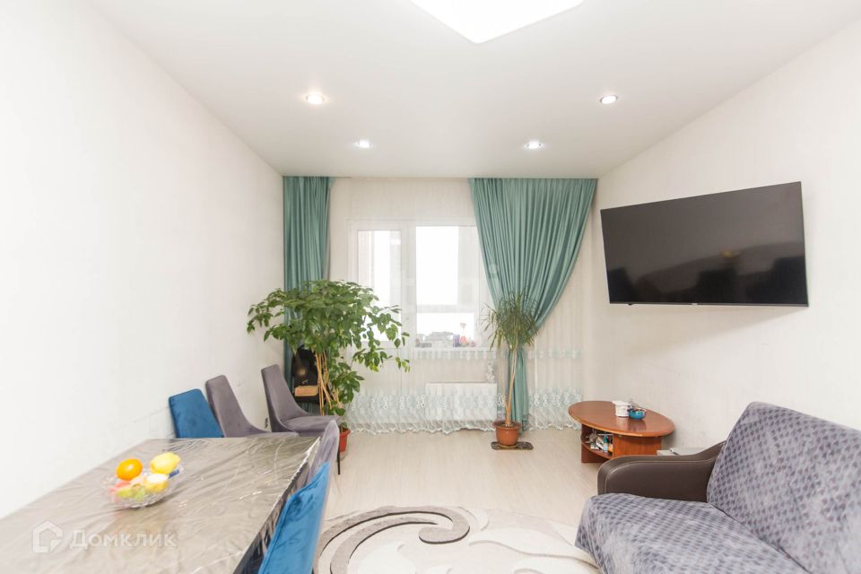Продаётся 2-комнатная квартира, 70.9 м²