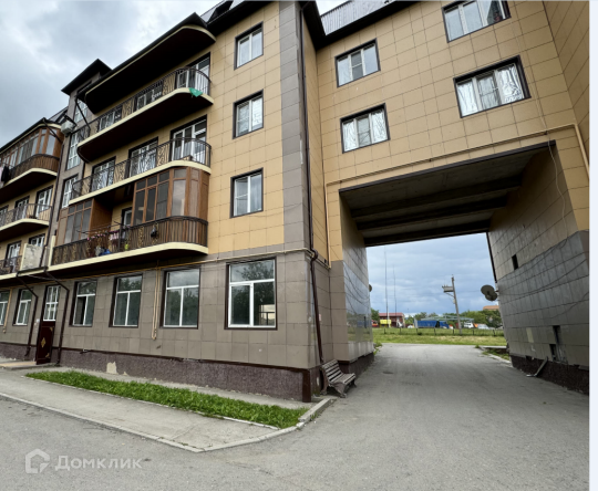Продаётся 5-комнатная квартира, 195.3 м²