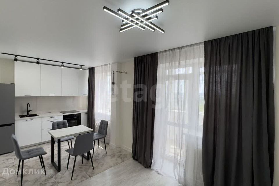 Продаётся 1-комнатная квартира, 43 м²