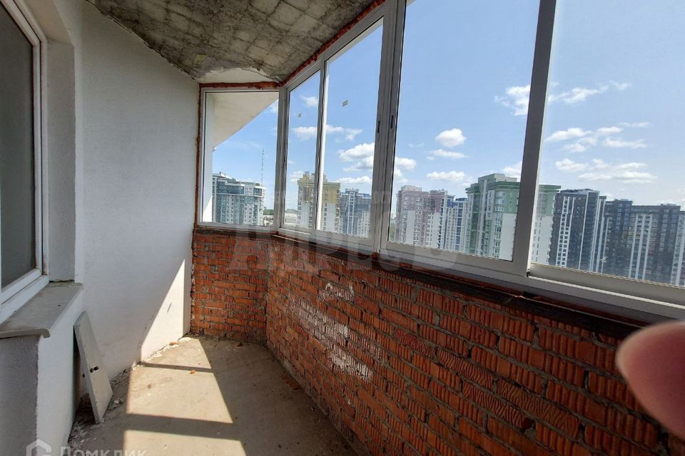 Продаётся 1-комнатная квартира, 43.4 м²