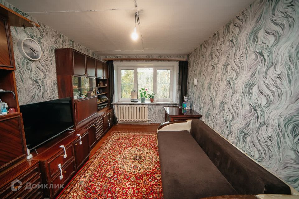 Продаётся 3-комнатная квартира, 58.3 м²