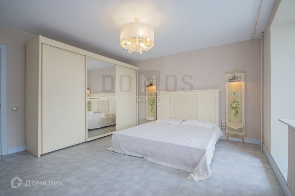 Продаётся 3-комнатная квартира, 120 м²