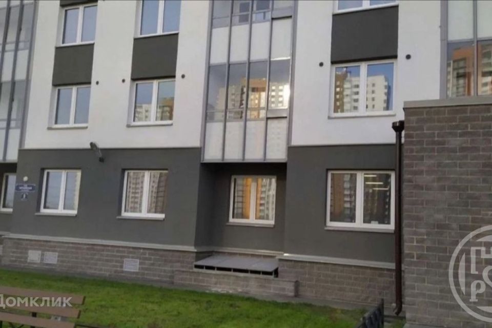 Продаётся 3-комнатная квартира, 72.8 м²