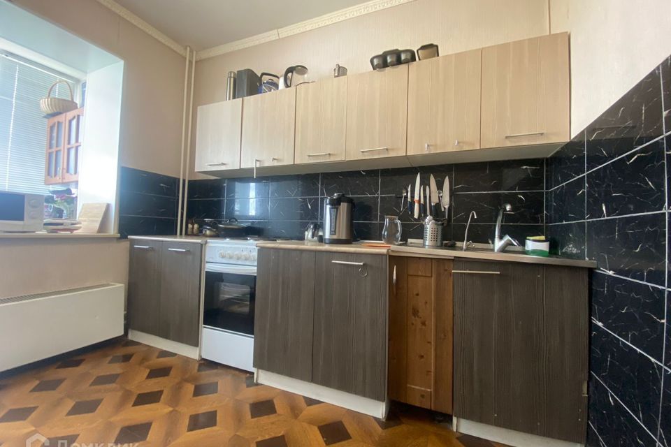 Продаётся 4-комнатная квартира, 80 м²
