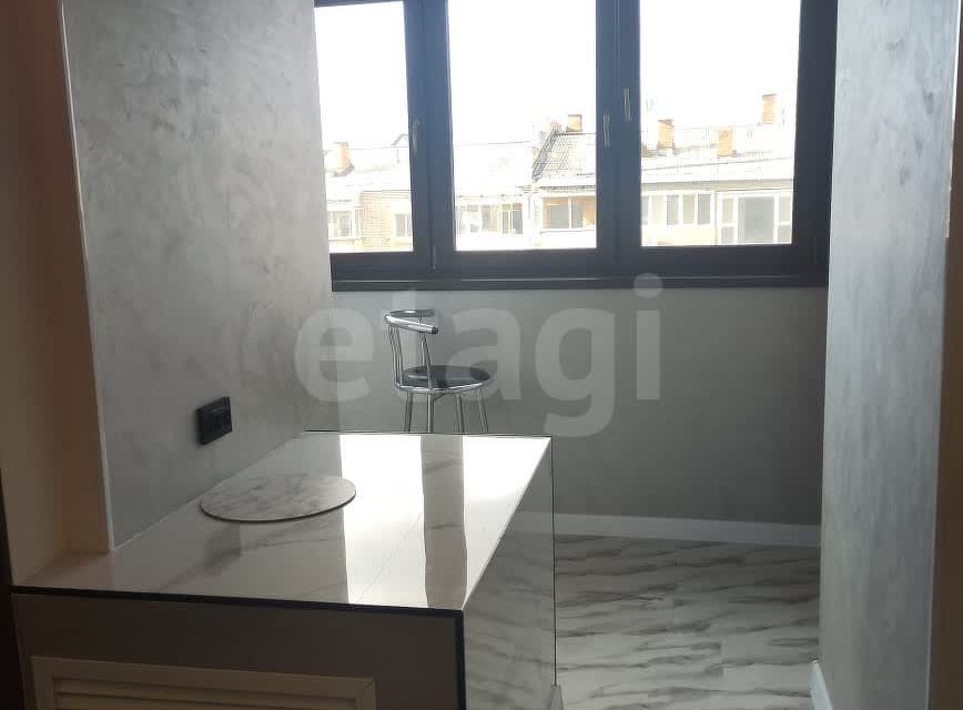 Продаётся 3-комнатная квартира, 90.5 м²