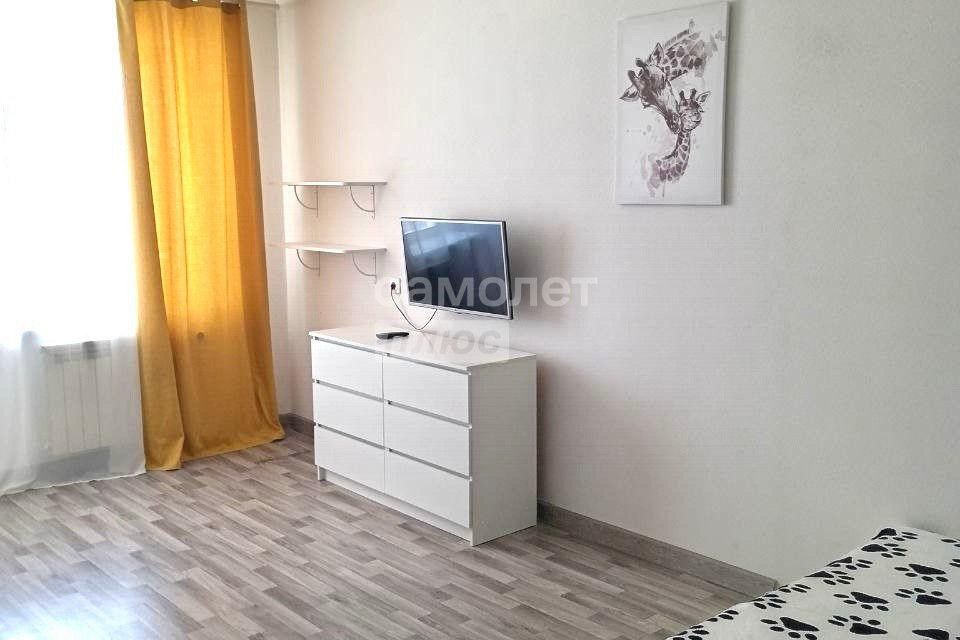 Сдаётся 1-комнатная квартира, 38 м²