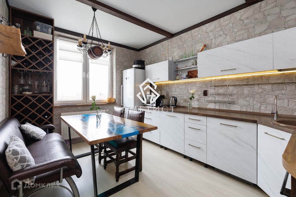 Продаётся 3-комнатная квартира, 81.1 м²