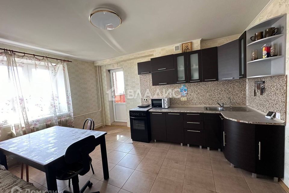 Продаётся 3-комнатная квартира, 113 м²