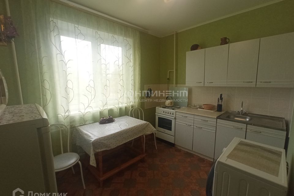 Продаётся 1-комнатная квартира, 38 м²