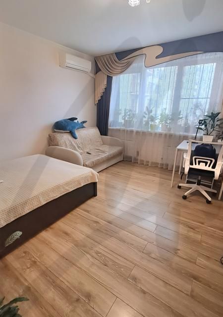 Продаётся 1-комнатная квартира, 43 м²