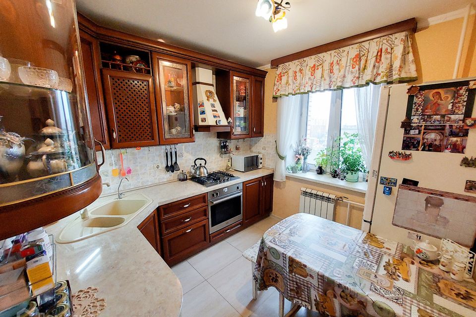 Продаётся 3-комнатная квартира, 67.3 м²