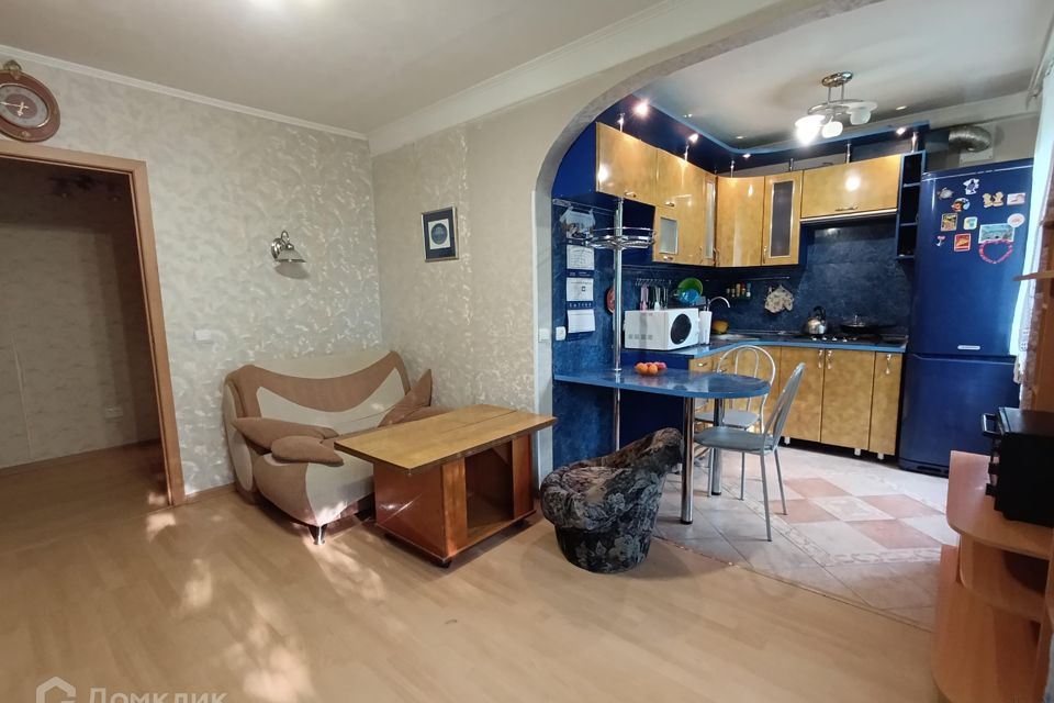 Продаётся 1-комнатная квартира, 46.4 м²