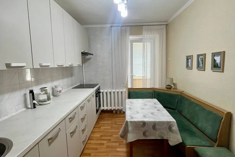 Продаётся 2-комнатная квартира, 57.7 м²