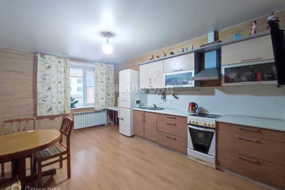 Продаётся 3-комнатная квартира, 75.6 м²