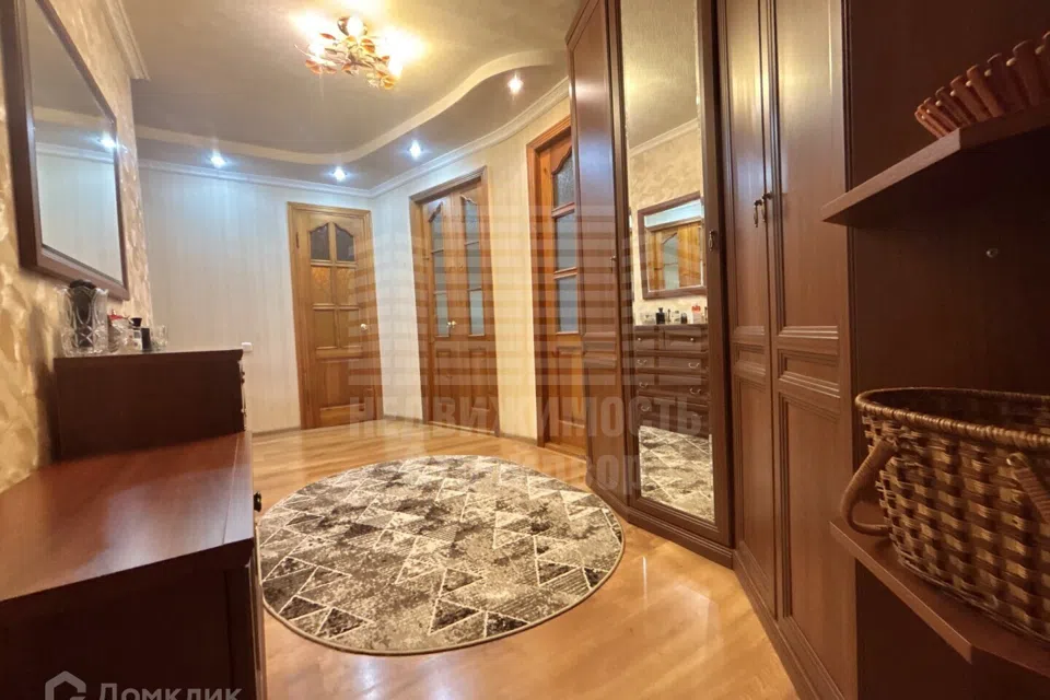 Продаётся 3-комнатная квартира, 57.9 м²