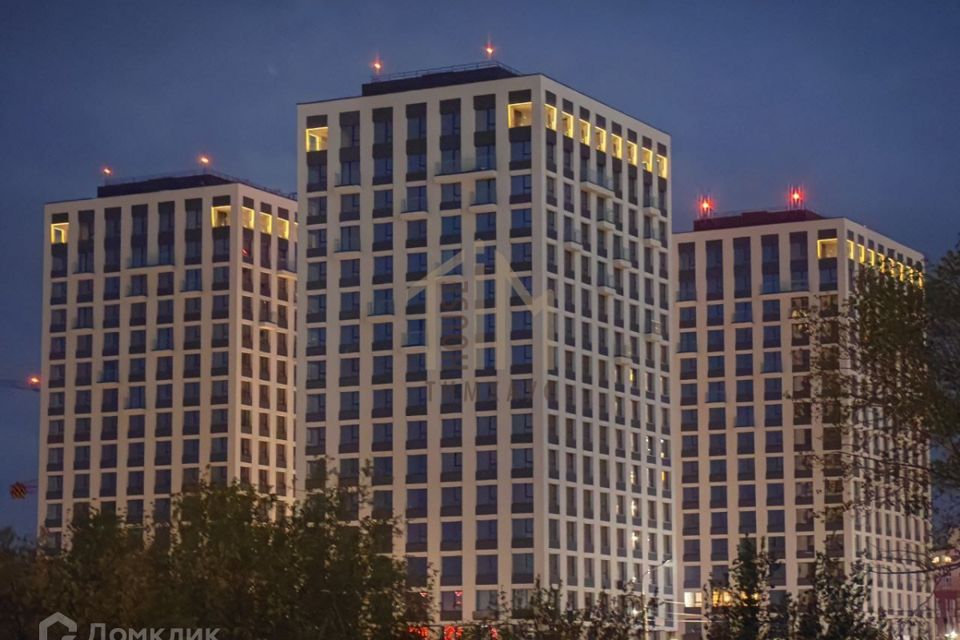 Продаётся 3-комнатная квартира, 109.9 м²